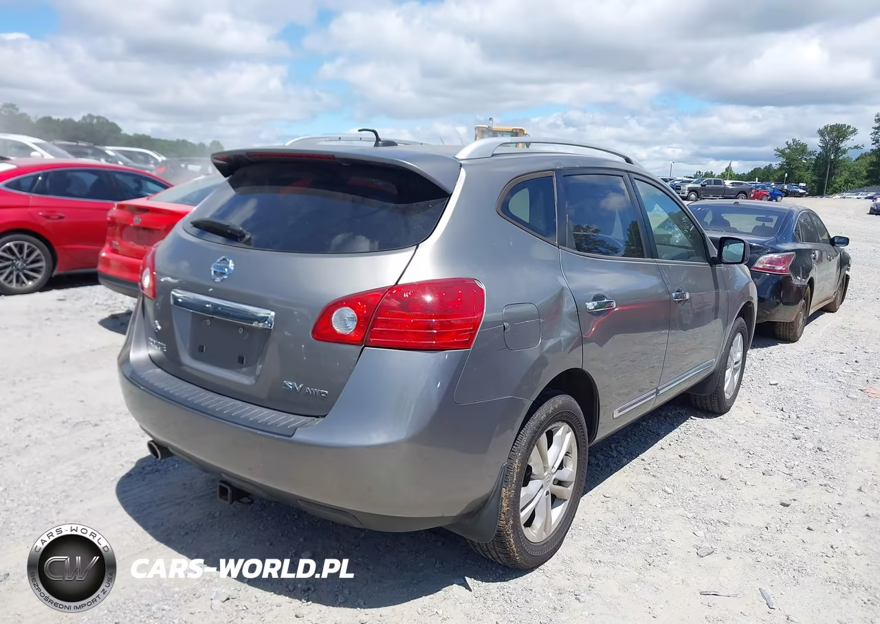 2013 Nissan Rogue Sv VIN:JN8AS5MV1DW125985 - 4