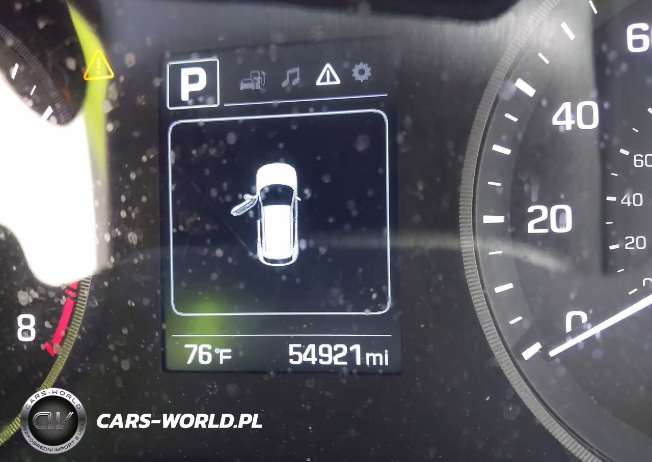 2017 Hyundai Tucson Sport VIN:KM8J3CA28HU334841 - 15