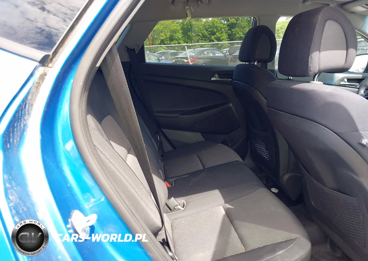 2017 Hyundai Tucson Sport VIN:KM8J3CA28HU334841 - 8
