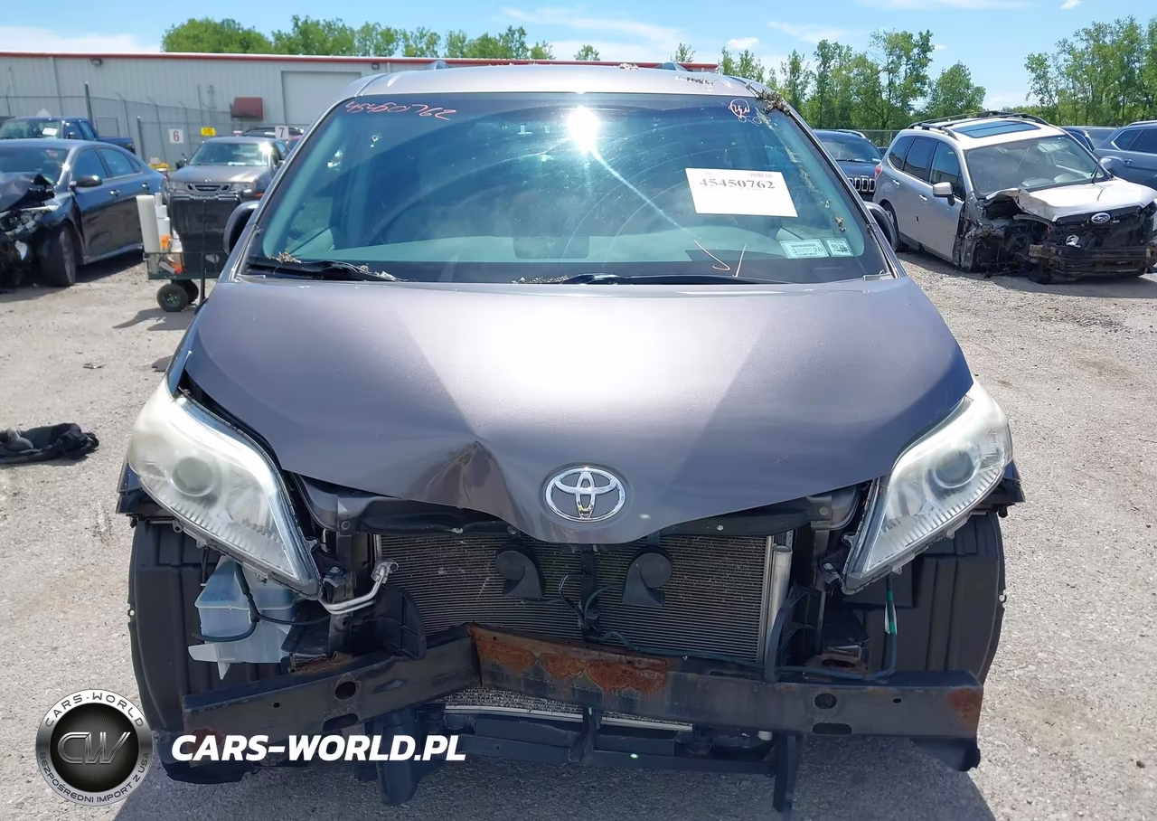2014 Toyota Sienna Le V6 8 Passenger VIN:5TDKK3DC6ES467209 - 13