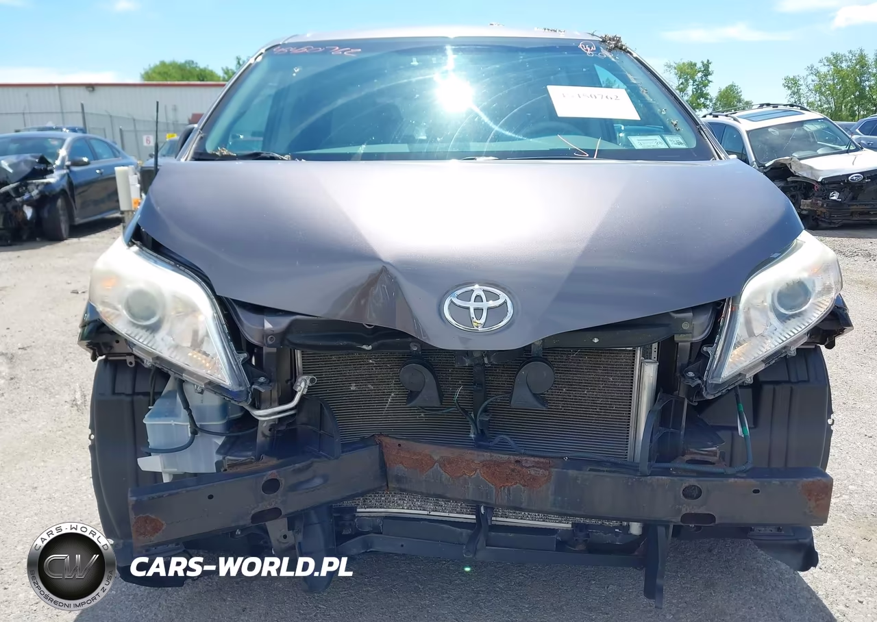 2014 Toyota Sienna Le V6 8 Passenger VIN:5TDKK3DC6ES467209 - 6