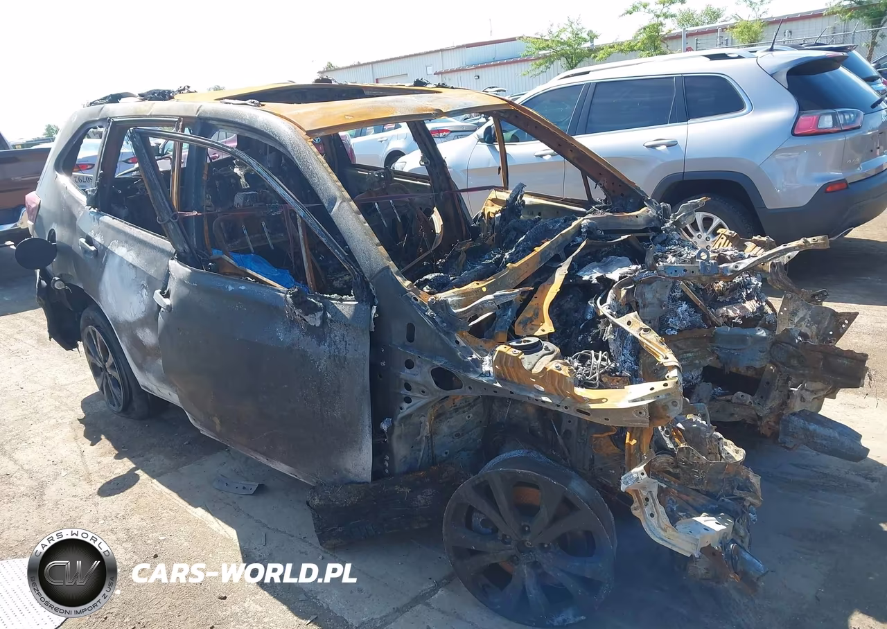 2020 Subaru Forester Sport VIN:JF2SKARCXLH566390 - 12