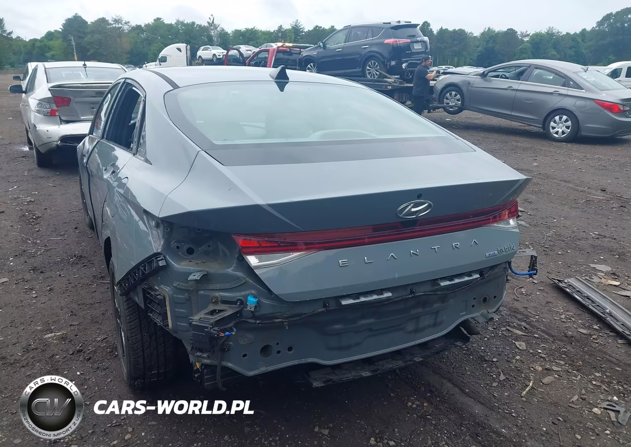 2021 Hyundai Elantra Hybrid Blue VIN:KMHLM4AJ2MU012712 - 16