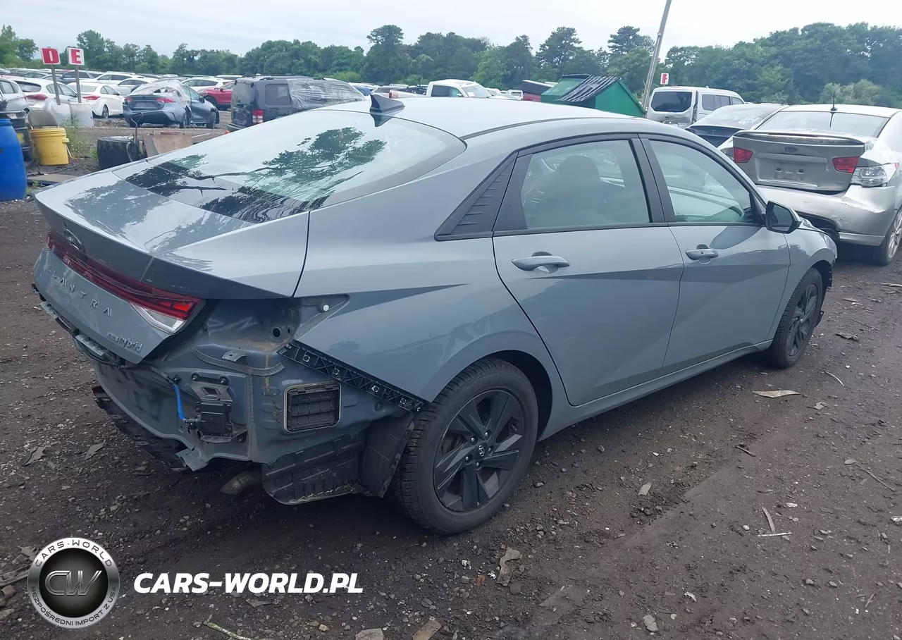 2021 Hyundai Elantra Hybrid Blue VIN:KMHLM4AJ2MU012712 - 4