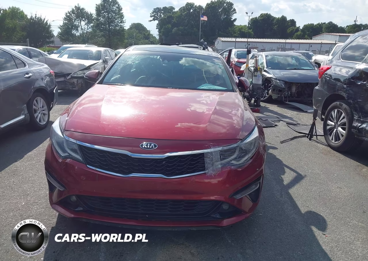 2020 Kia Optima S VIN:5XXGT4L32LG417884 - 12