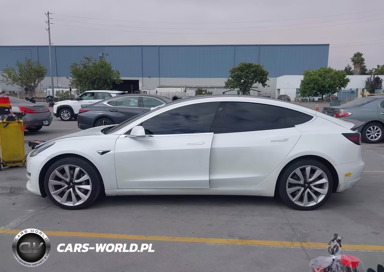2018 Tesla Model 3 VIN:5YJ3E1EA4JF164585 - 15