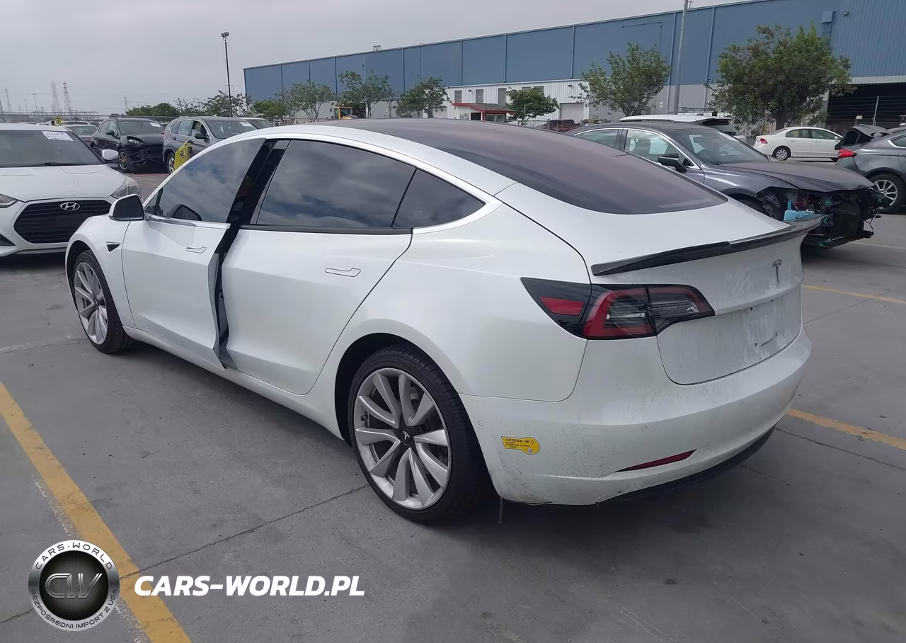 2018 Tesla Model 3 VIN:5YJ3E1EA4JF164585 - 3