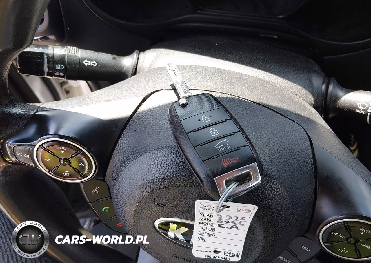 2016 Kia Soul VIN:KNDJN2A20G7354703 - 11