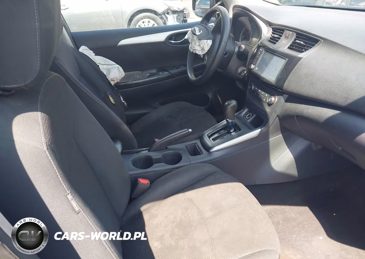 2019 Nissan Sentra S VIN:3N1AB7AP2KY303991 - 5