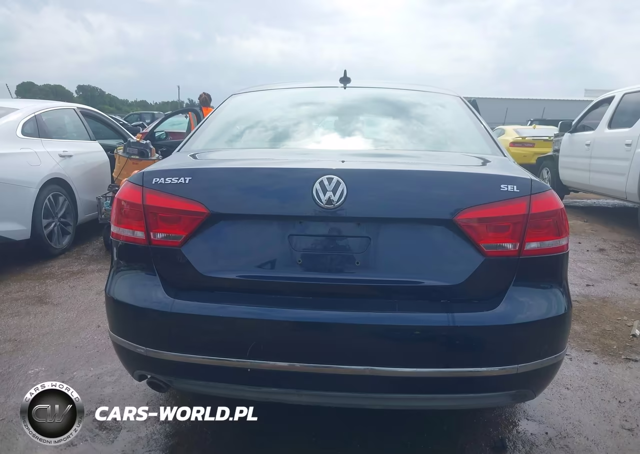 2012 Volkswagen Passat 2.5L Sel VIN:1VWCP7A36CC027441 - 17