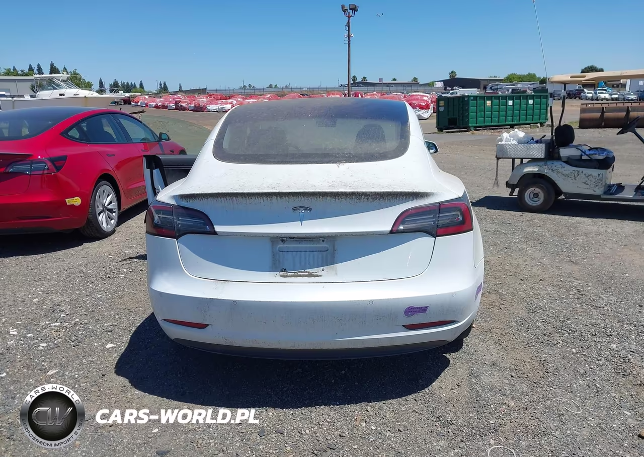 2018 Tesla Model 3 VIN:5YJ3E1EA4JF039862 - 17