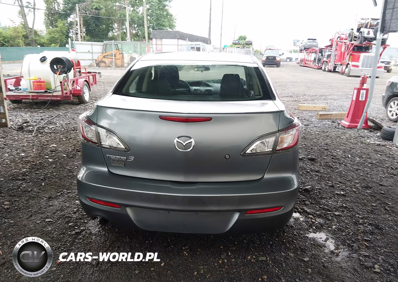 2012 Mazda Mazda3 I Sport VIN:JM1BL1UG6C1510543 - 17