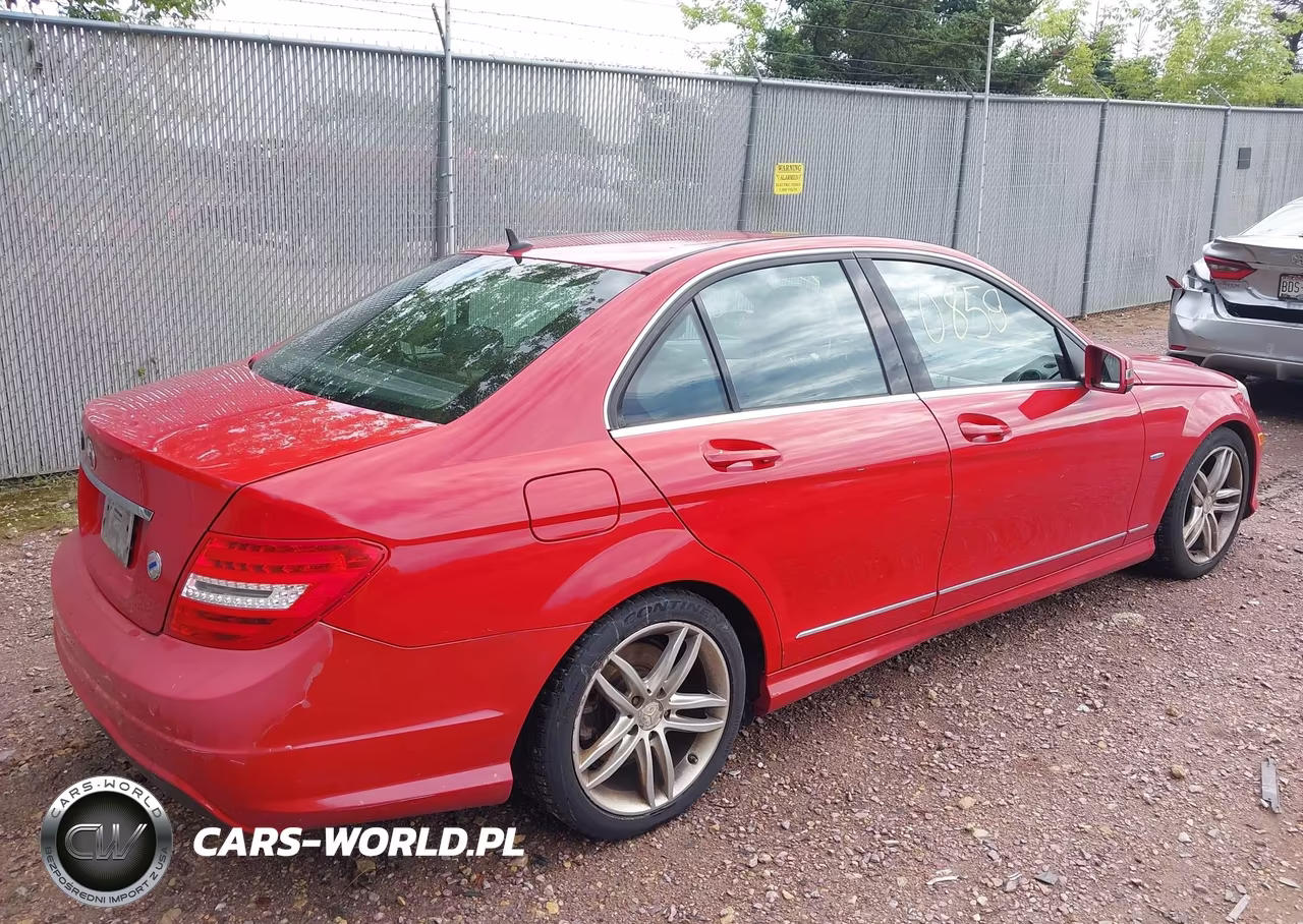2012 Mercedes-Benz C 250 Sport VIN:WDDGF4HBXCR210234 - 4