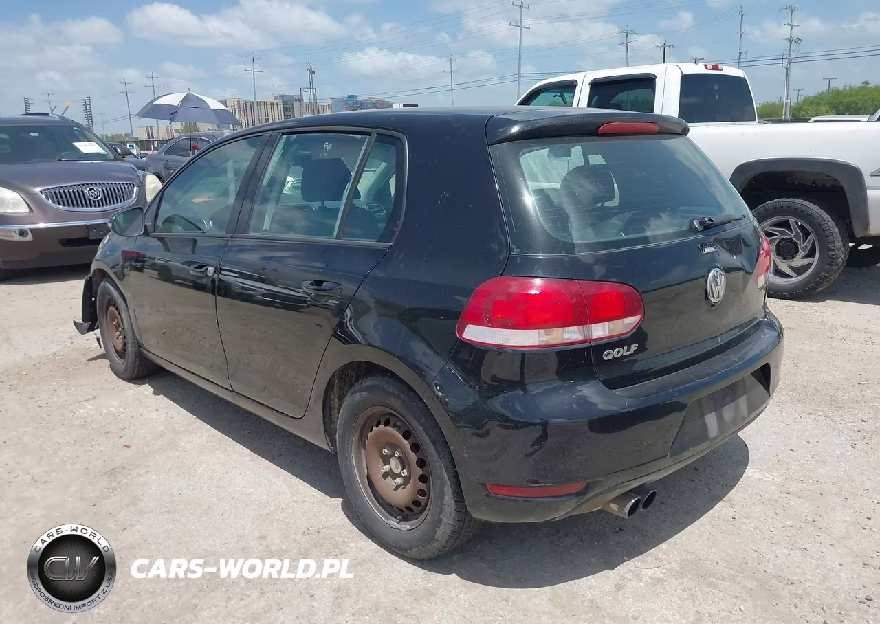 2011 Volkswagen Golf 2.5L 4-Door VIN:WVWDA7AJ0BW218079 - 3