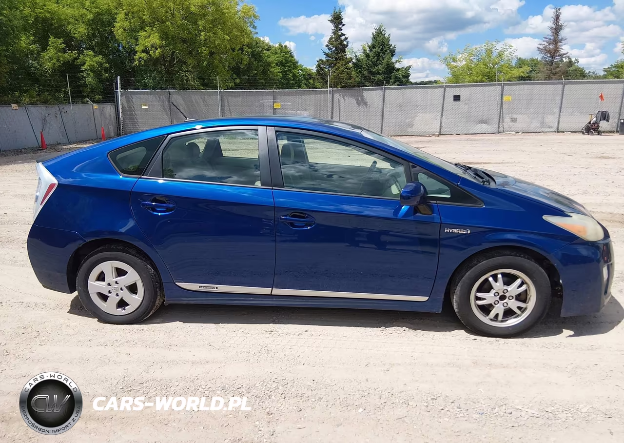 2011 Toyota Prius Four VIN:JTDKN3DU7B0294685 - 13