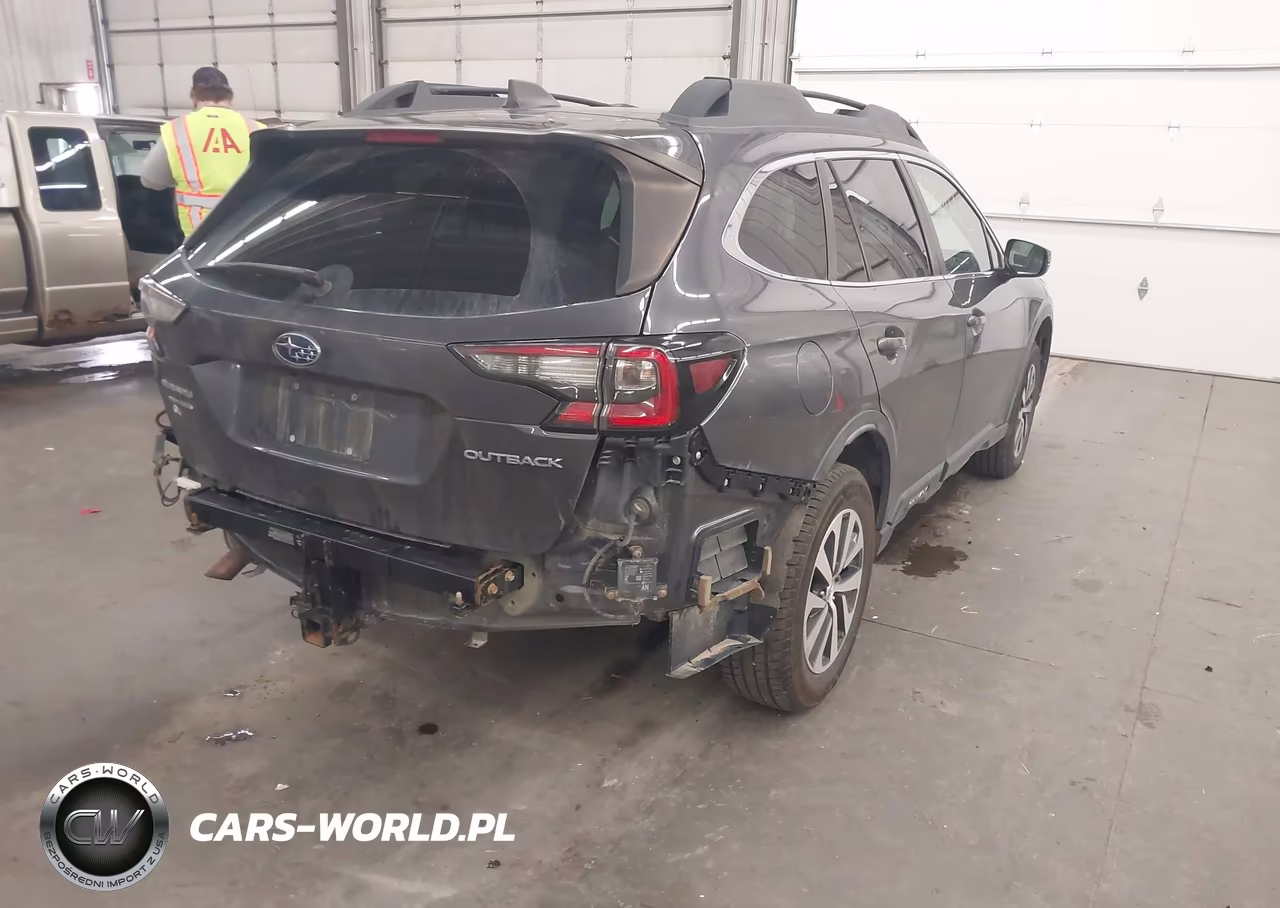 2020 Subaru Outback Premium VIN:4S4BTACC9L3148643 - 4