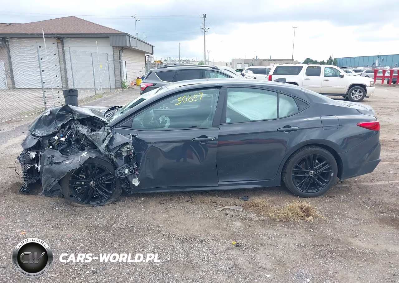 2025 Toyota Camry Se VIN:4T1DBADK7SU032576 - 13