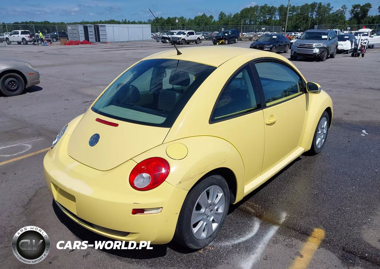 2008 Volkswagen New Beetle S VIN:3VWPW31C48M501079 - 4