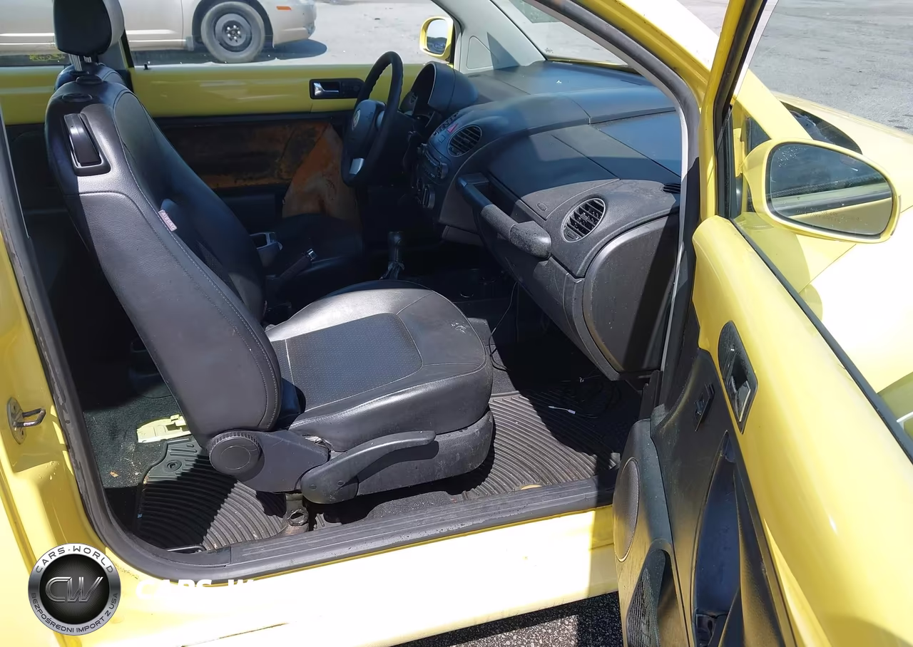 2008 Volkswagen New Beetle S VIN:3VWPW31C48M501079 - 5