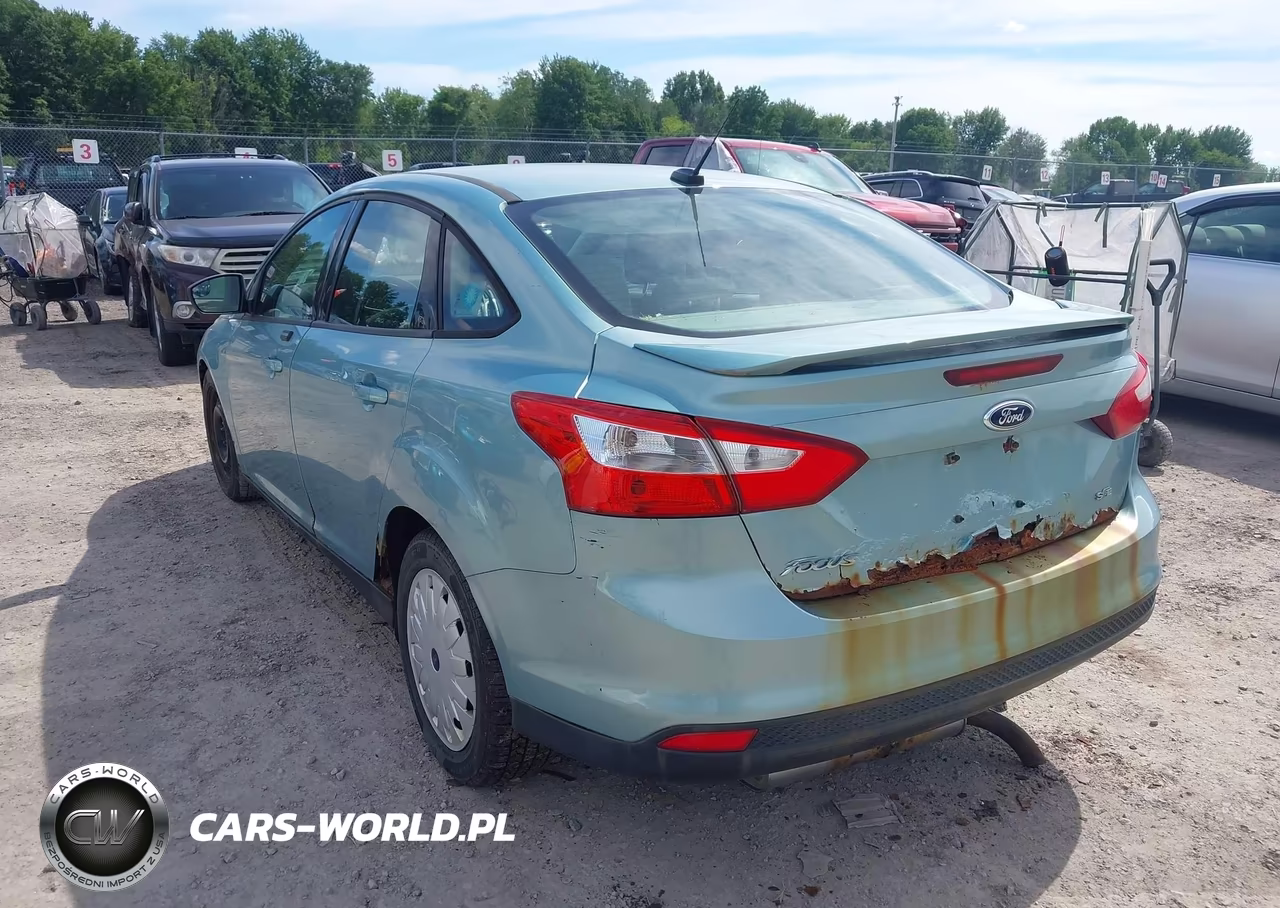 2012 Ford Focus Se VIN:1FAHP3F22CL352076 - 6