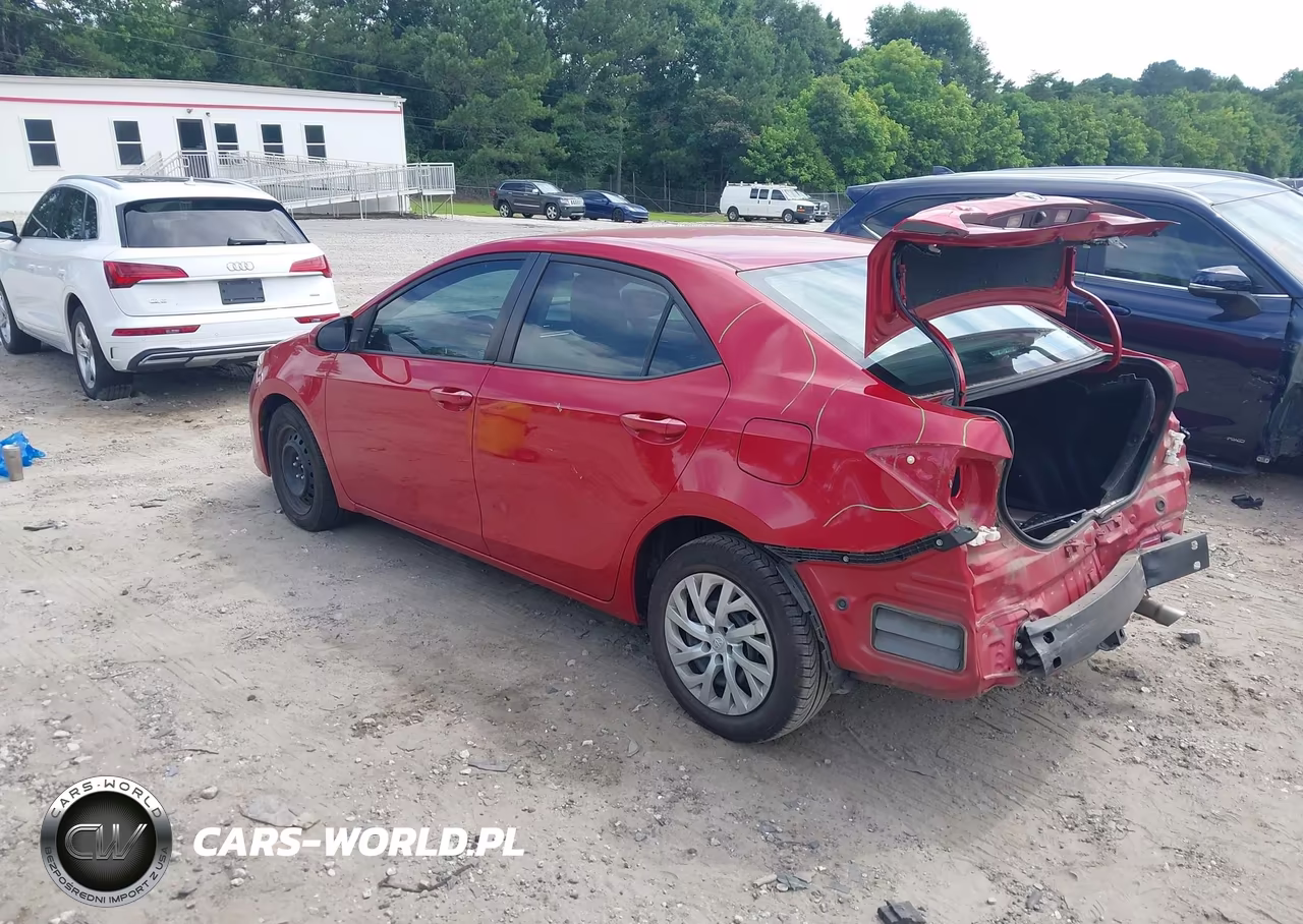 2017 Toyota Corolla Le VIN:2T1BURHE0HC899994 - 3