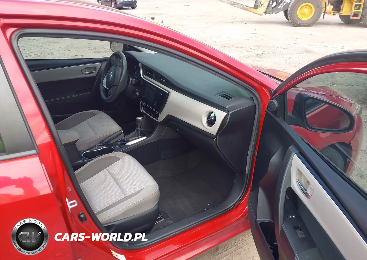 2017 Toyota Corolla Le VIN:2T1BURHE0HC899994 - 5