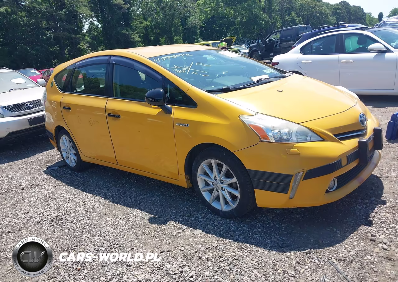 2013 Toyota Prius V Five – zdjęcie 1 z 17