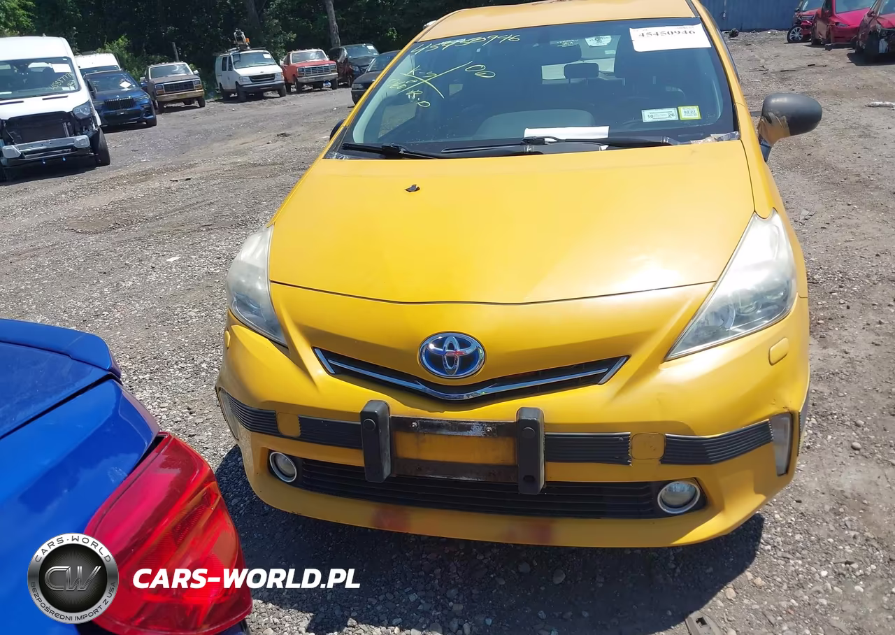 2013 Toyota Prius V Five VIN:JTDZN3EUXD3226590 - 12