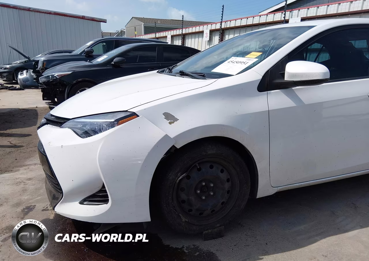 2017 Toyota Corolla Le VIN:5YFBURHE7HP720320 - 17