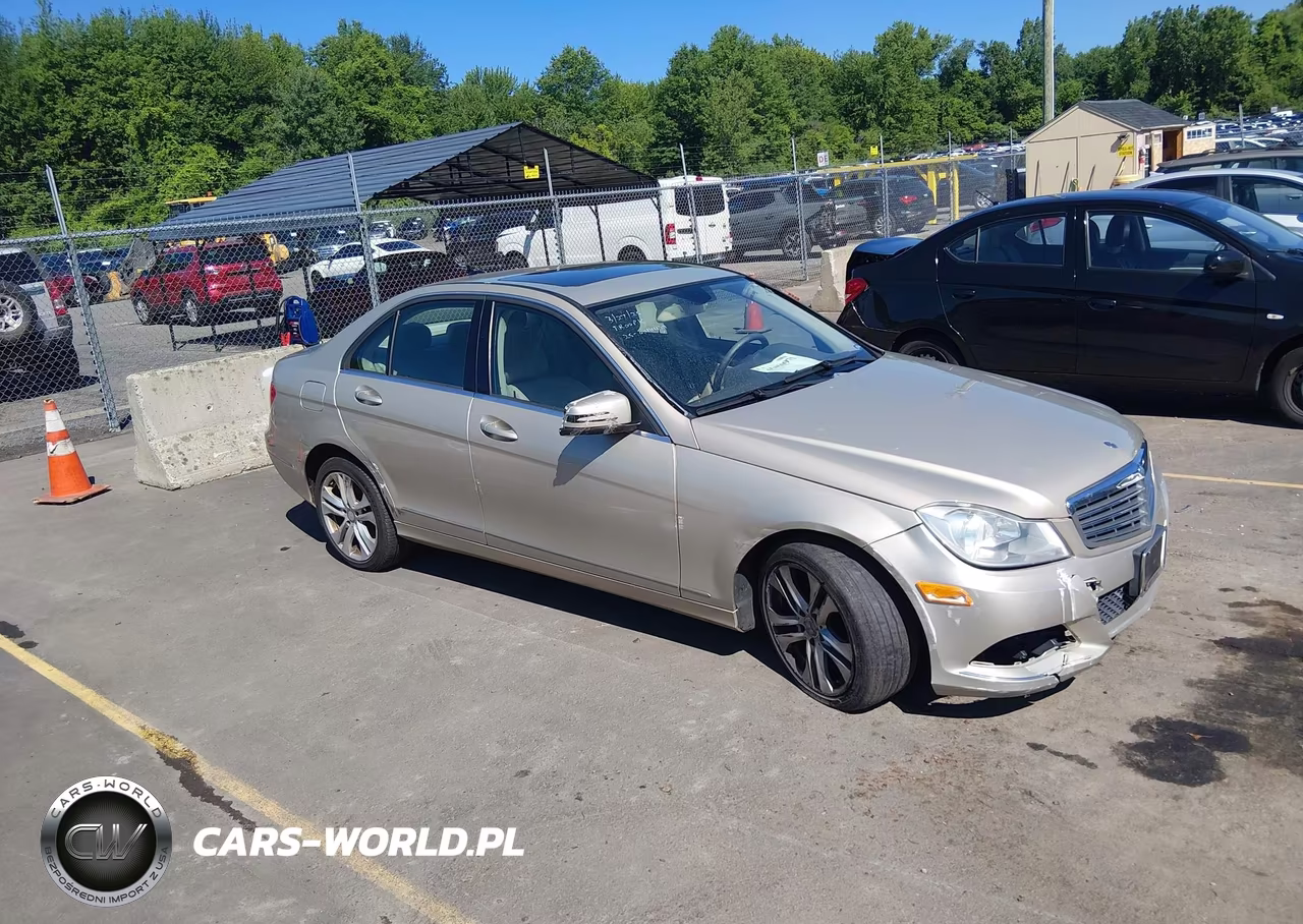 2012 Mercedes-Benz C 300 Luxury 4Matic – zdjęcie 1 z 12