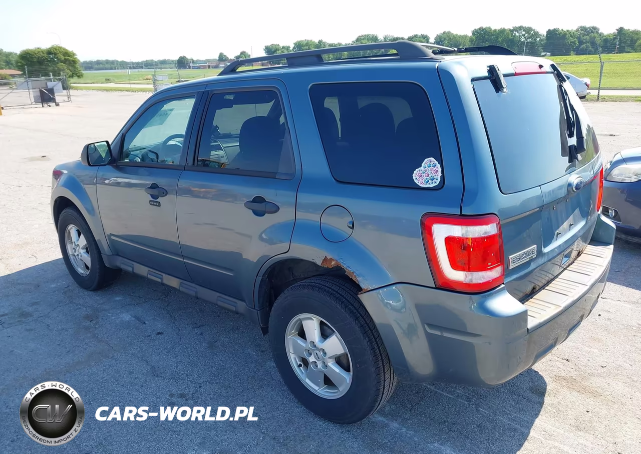 2010 Ford Escape Xlt VIN:1FMCU0D72AKC41214 - 3
