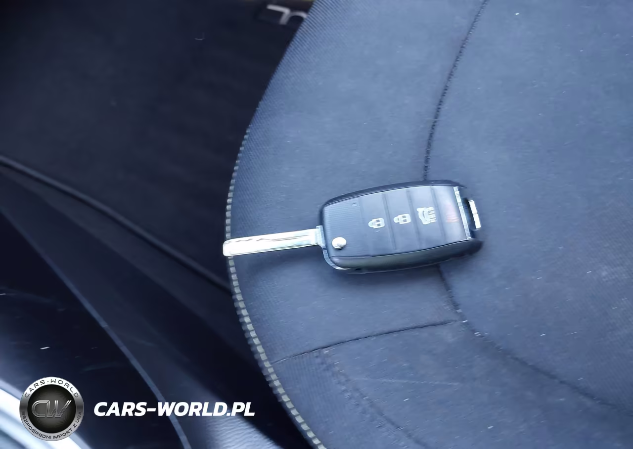 2014 Kia Soul + VIN:KNDJP3A58E7039204 - 11