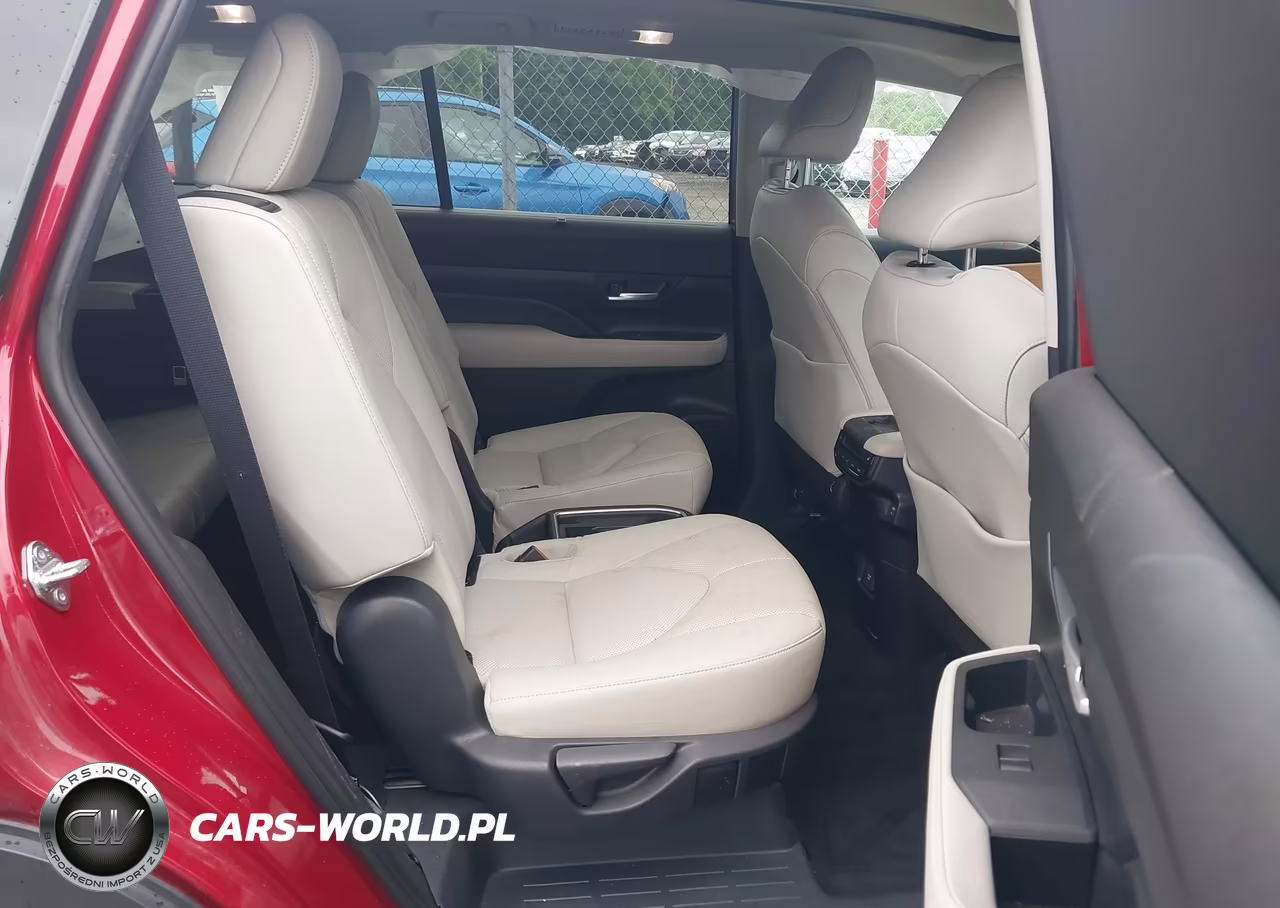 2025 Toyota Grand Highlander Limited VIN:5TDAAAB51SS074527 - 8