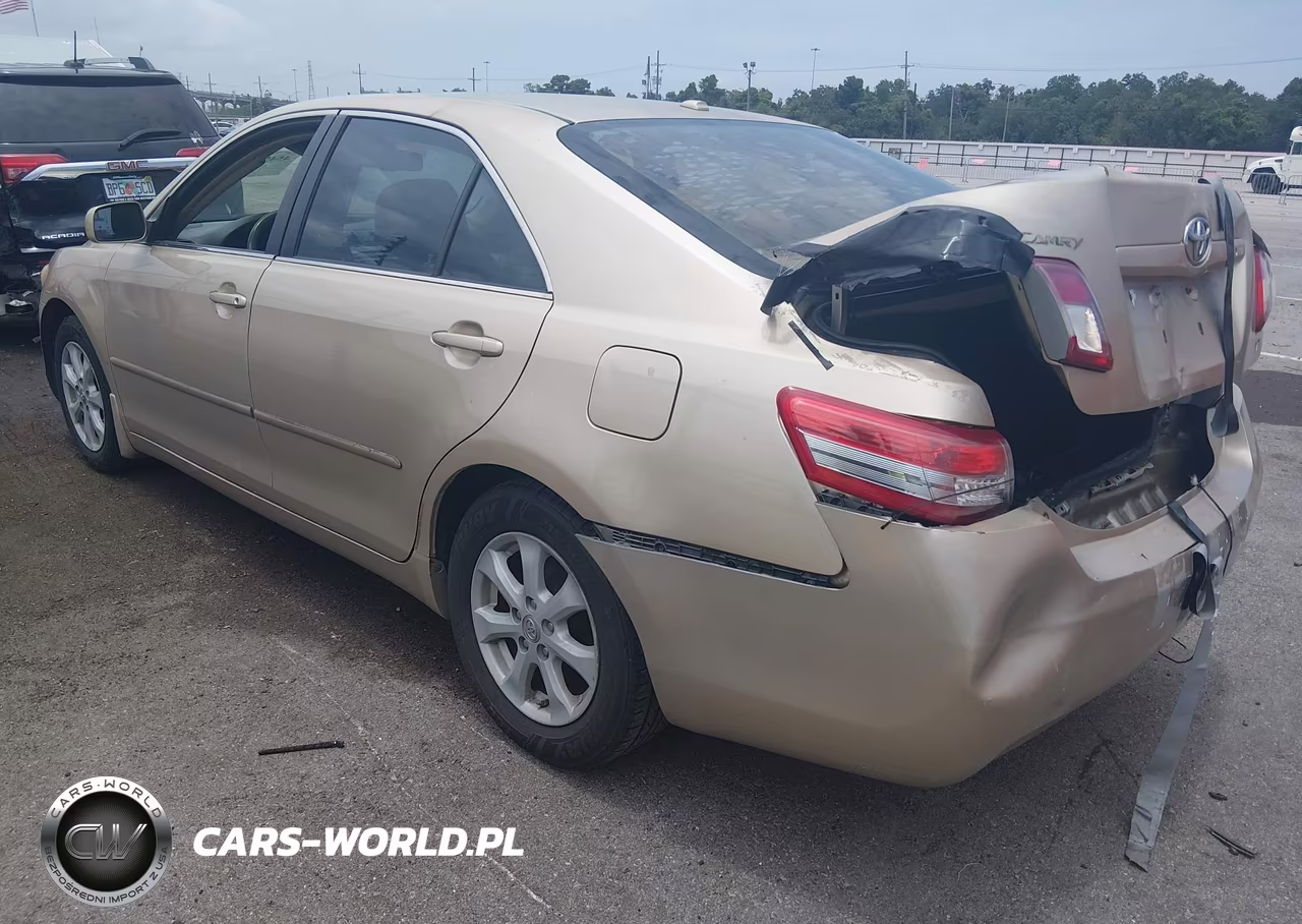 2010 Toyota Camry Le VIN:4T4BF3EK6AR066583 - 3