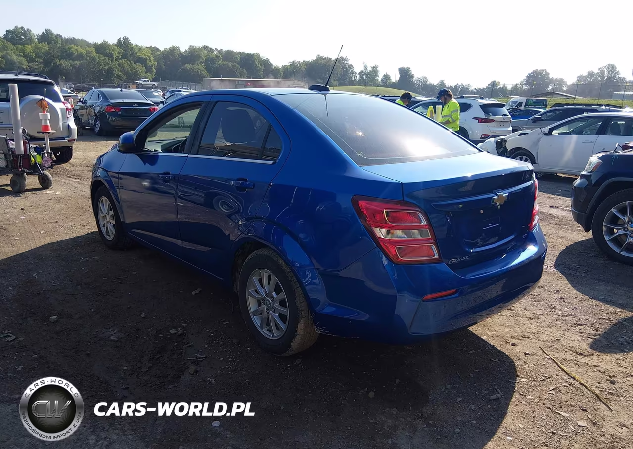 2019 Chevrolet Sonic Lt Auto VIN:1G1JD5SB5K4149027 - 3