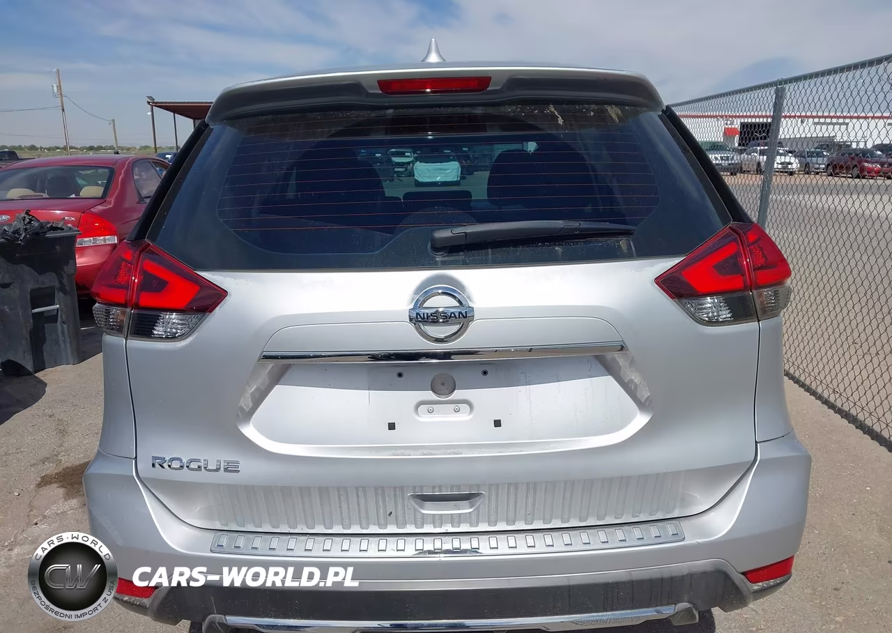 2018 Nissan Rogue S VIN:KNMAT2MT9JP558241 - 16