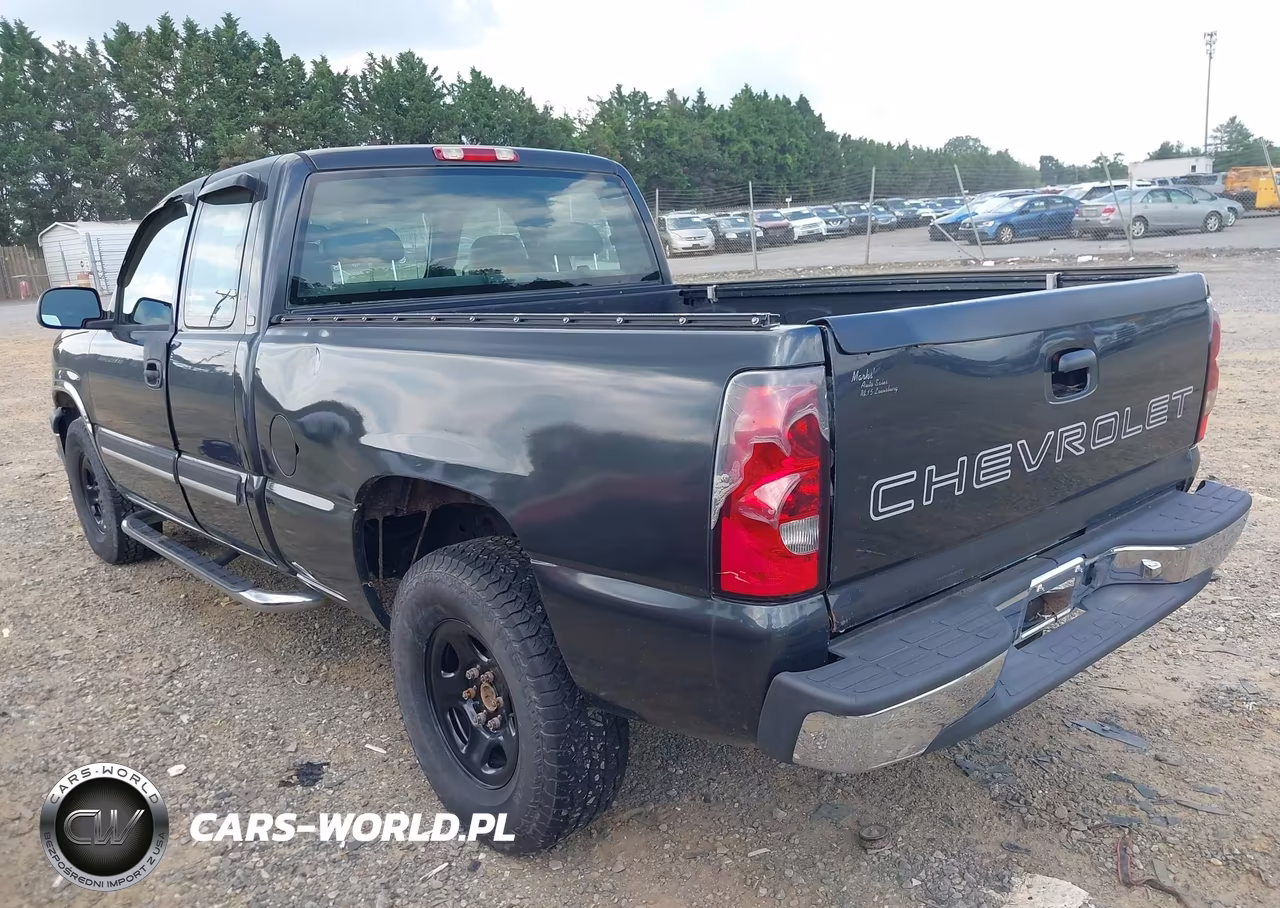 2004 Chevrolet Silverado 1500 VIN:2GCEK19V841138738 - 3