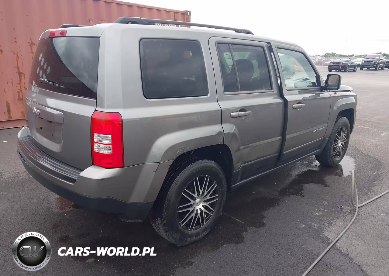 2014 Jeep Patriot Sport VIN:1C4NJPBA4ED523653 - 4