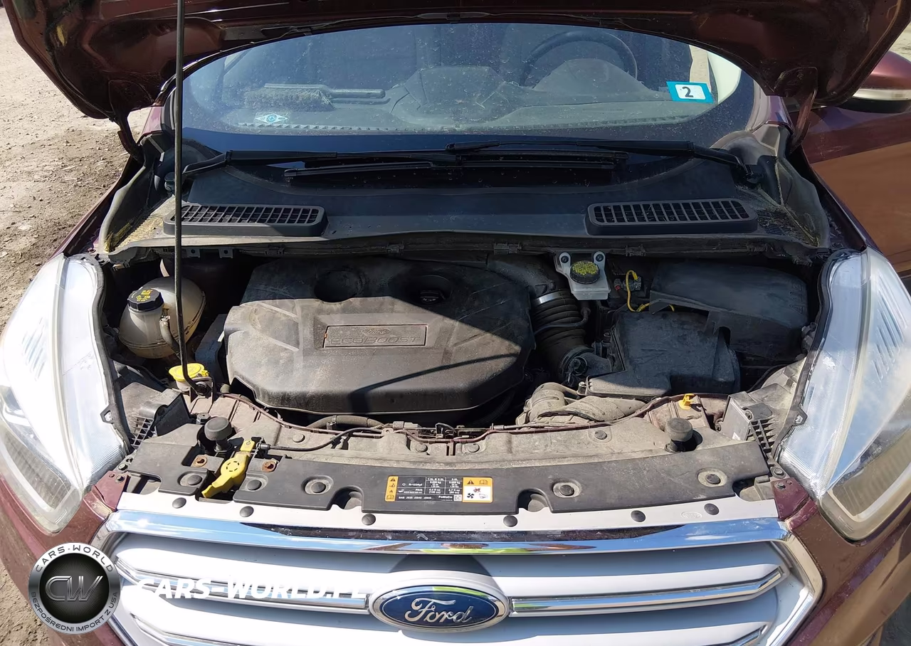 2018 Ford Escape Titanium VIN:1FMCU9J93JUB15880 - 10