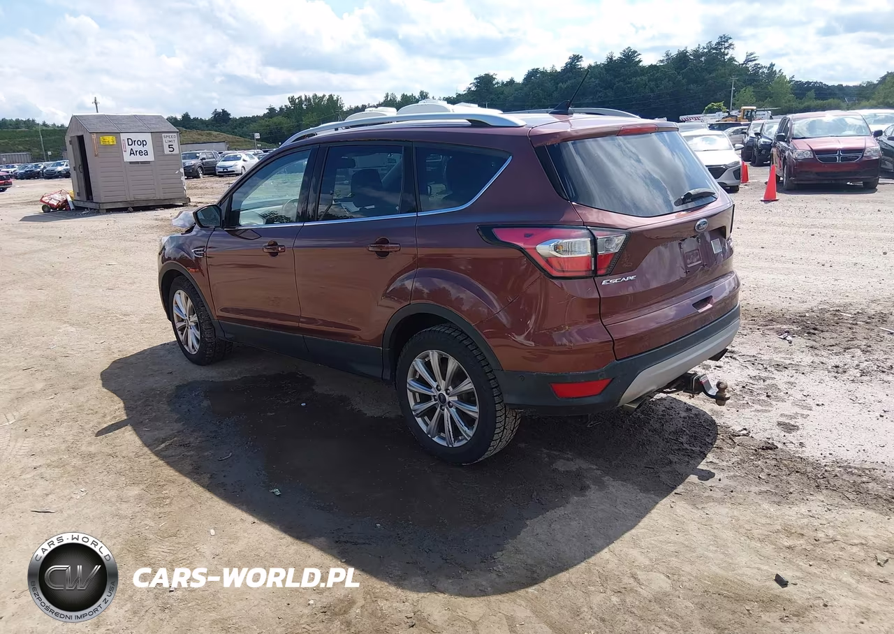 2018 Ford Escape Titanium VIN:1FMCU9J93JUB15880 - 3