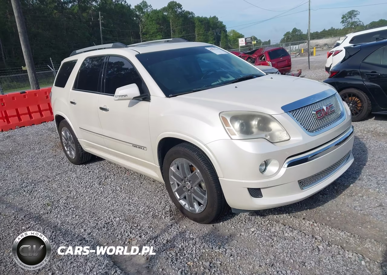 2011 GMC Acadia Denali