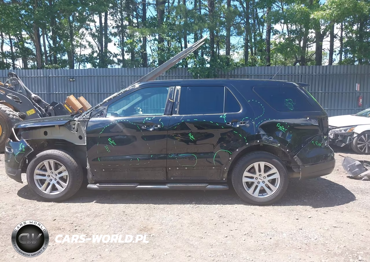 2018 Ford Explorer Xlt VIN:1FM5K8D80JGB16608 - 14