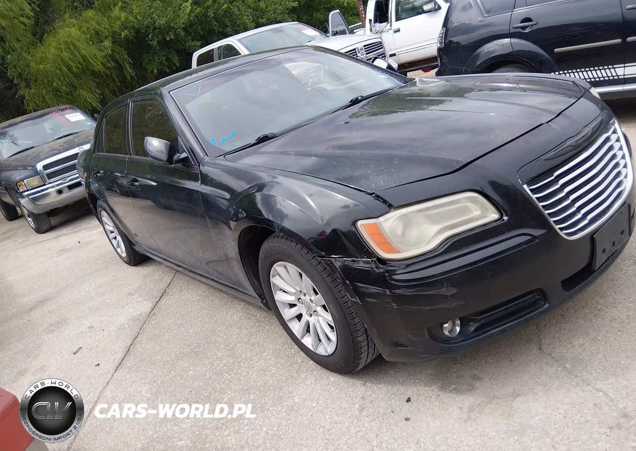 2014 Chrysler 300 – zdjęcie 1 z 16