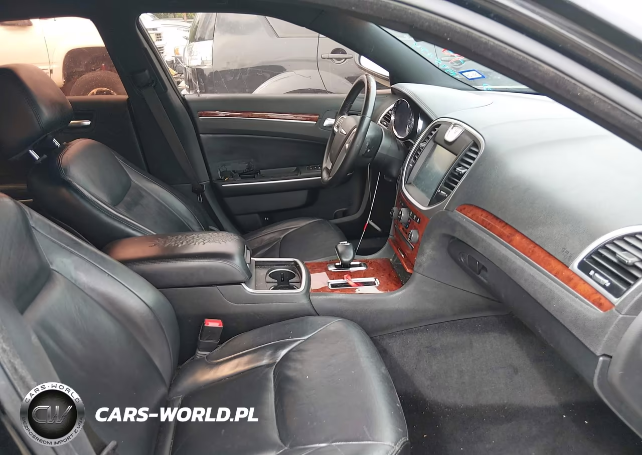 2014 Chrysler 300 VIN:2C3CCAAG7EH121668 - 5