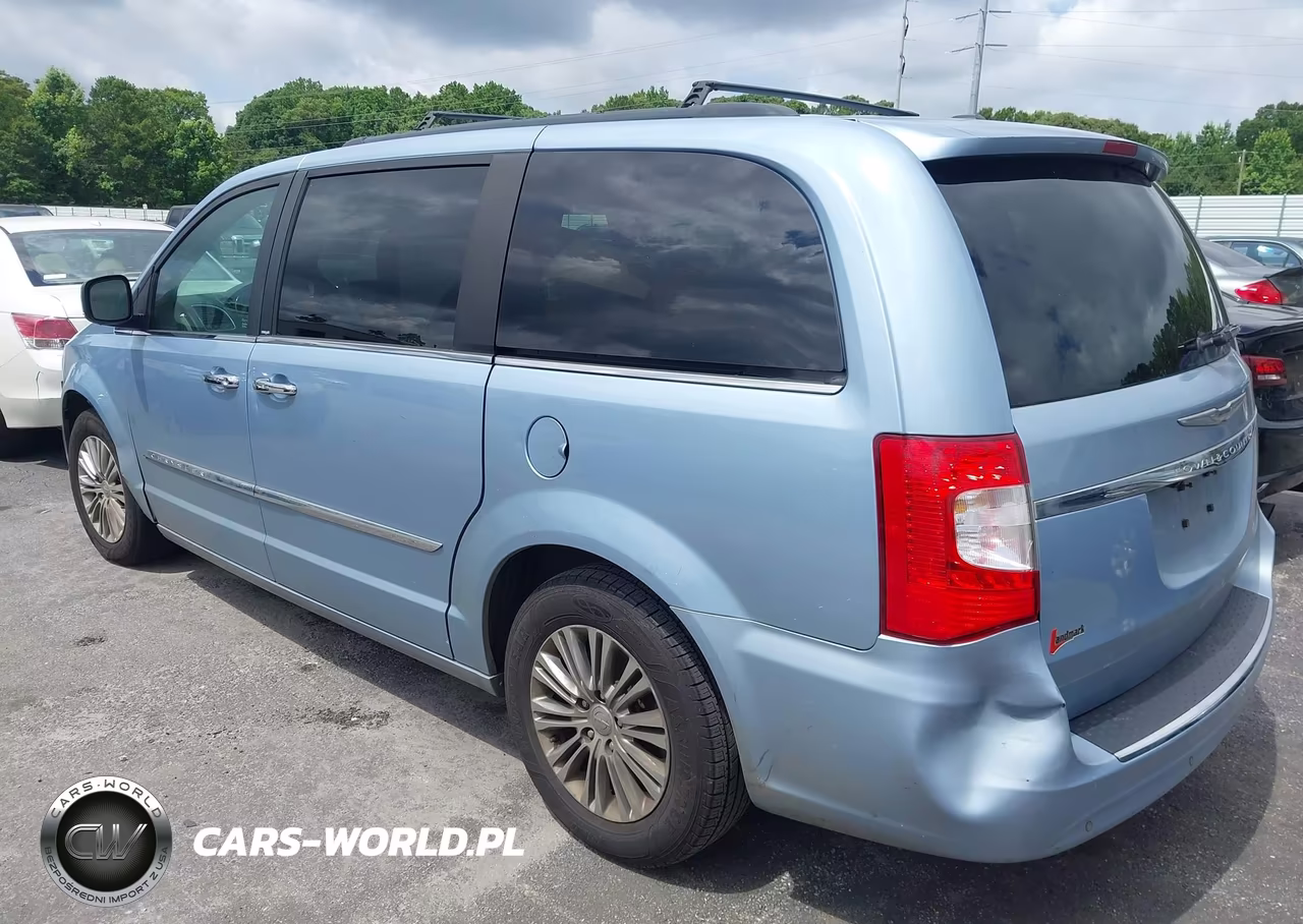 2013 Chrysler Town & Country Touring-L VIN:2C4RC1CG4DR509419 - 3