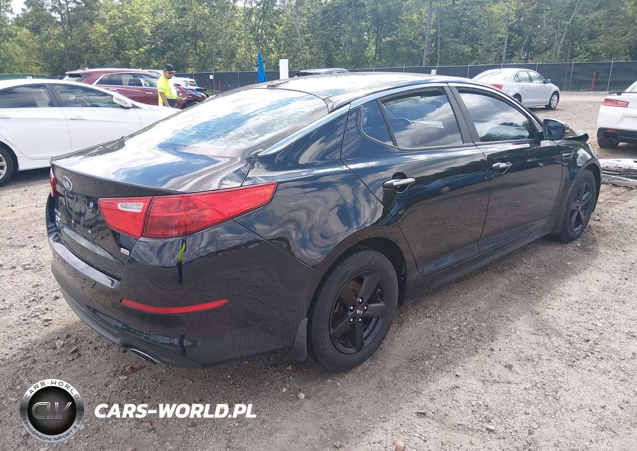 2015 Kia Optima Lx VIN:5XXGM4A76FG458297 - 4