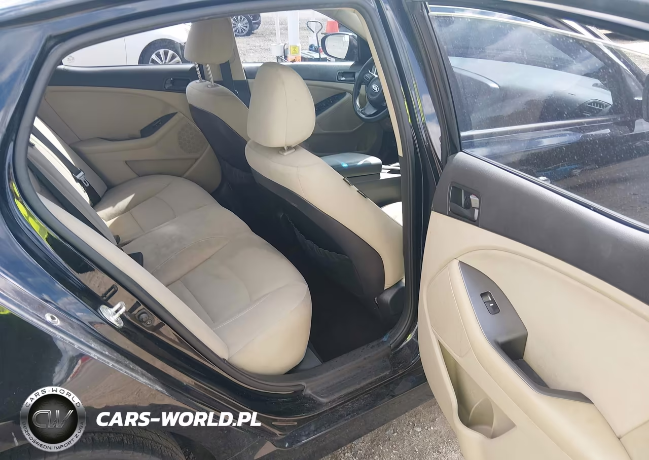 2015 Kia Optima Lx VIN:5XXGM4A76FG458297 - 8