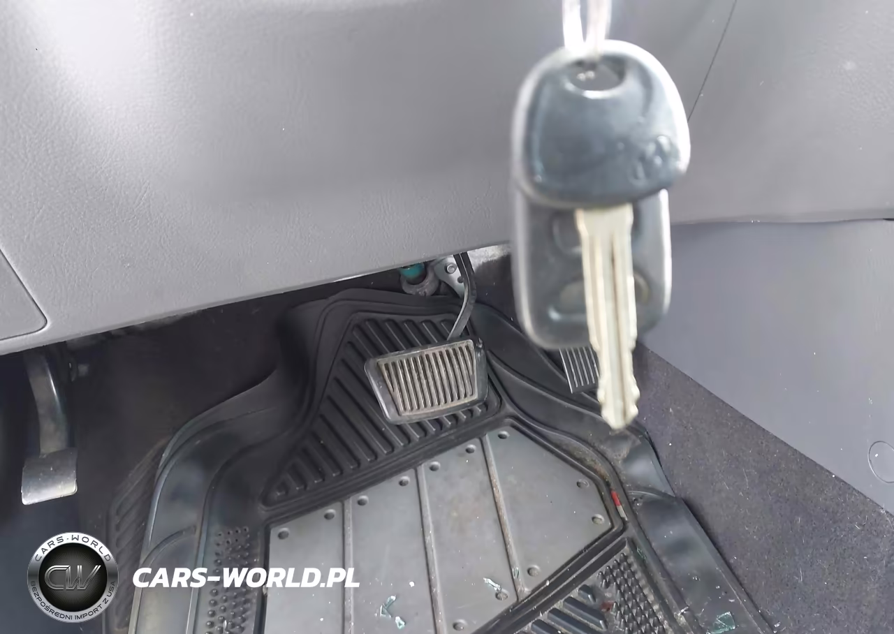 2012 Hyundai Santa Fe Gls VIN:5XYZG3AB2CG122412 - 11