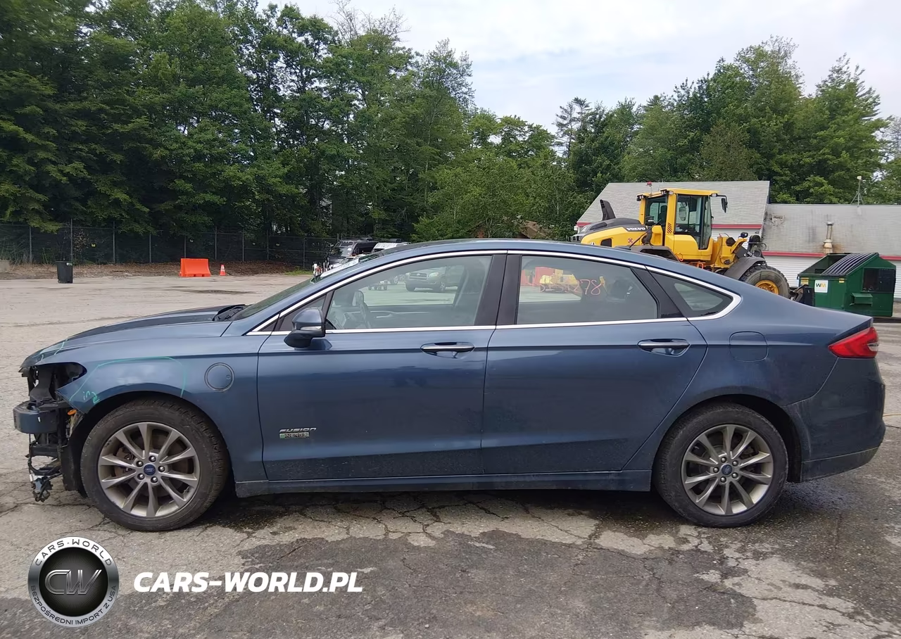 2018 Ford Fusion Energi Se Luxury VIN:3FA6P0PU4JR105873 - 15