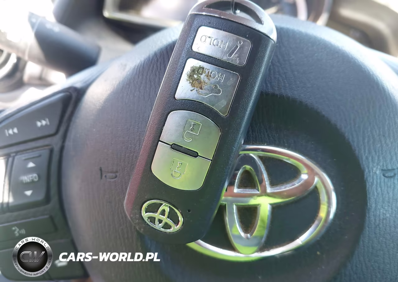 2017 Toyota Yaris Ia VIN:3MYDLBYVXHY155405 - 11